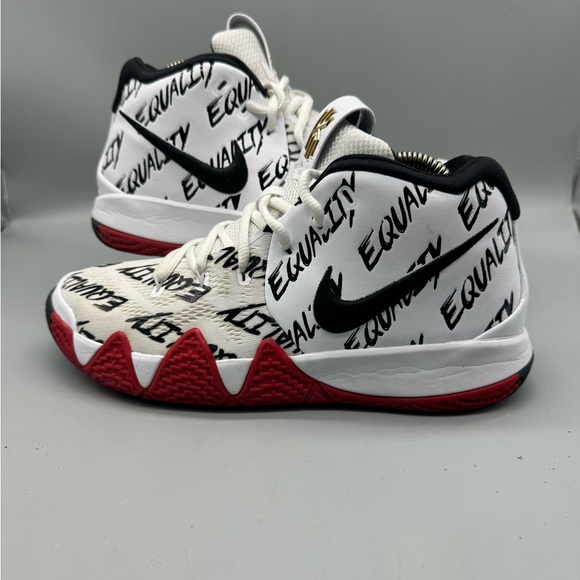 RARE Nike Kyrie Equality Black History Month Youth AO1321-900